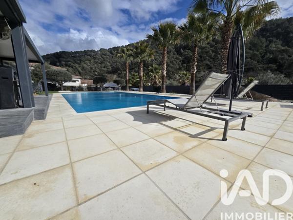 Maison à vendre 6 pièces 200 m² Contes