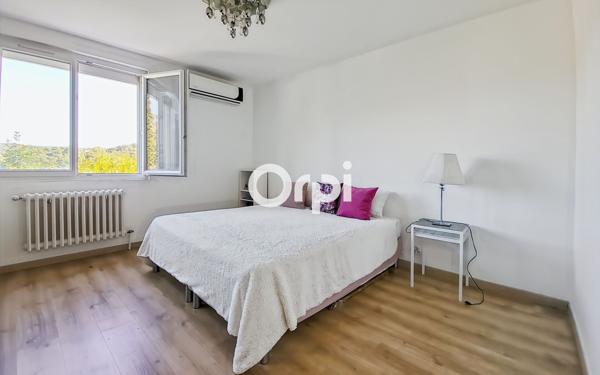 Maison à vendre    8 pièces • 192 m2 Carnoux-en-Provence