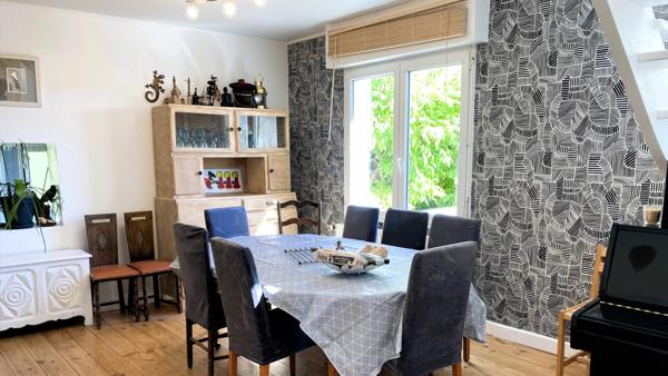MAISON FAMILIALE 155 m² -6 CHAMBRES -JARDIN 1 000 m² - PROCHE MER & COMMERCES