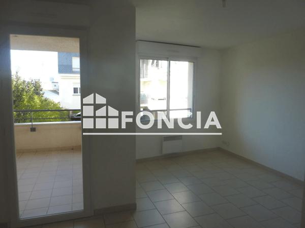 Location Appartement 2 pièces 43.5 m² - 24 RUE VICTOR HUGO Montreuil Juigne 49460