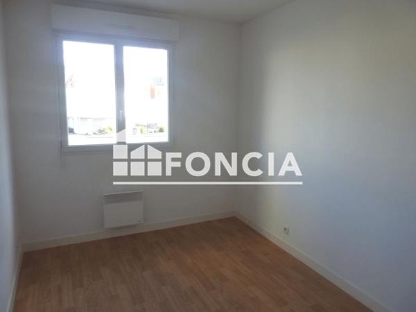 Location Appartement 2 pièces 43.5 m² - 24 RUE VICTOR HUGO Montreuil Juigne 49460