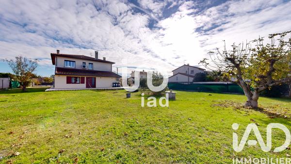 Maison à vendre 7 pièces 220 m² Frouzins