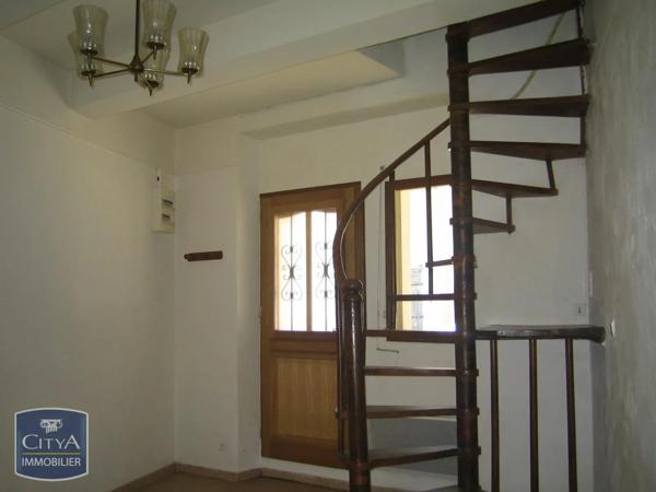 Appartement à louer 2 pièces 62.82m² Mormoiron (84570)