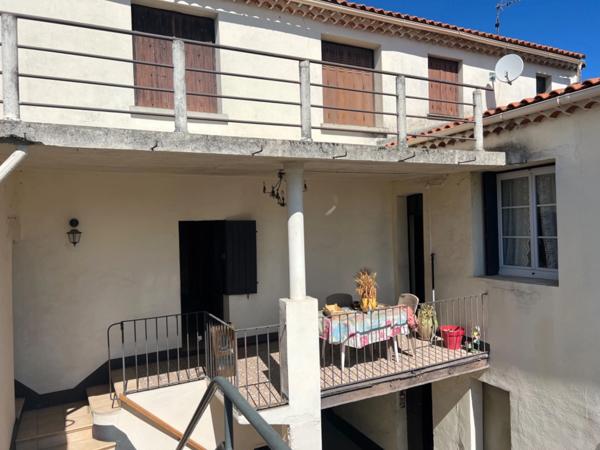 Dpt Gard (30), à vendre SAINT CHRISTOL LES ALES maison P6 de 157,63 m² - Terrain de 856