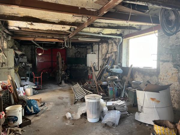 Dpt Gard (30), à vendre SAINT CHRISTOL LES ALES maison P6 de 157,63 m² - Terrain de 856