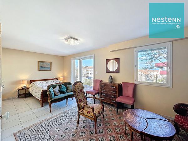 Bien d'exception au coeur de Montbrison ! Volumes généreux & cadre privilégié