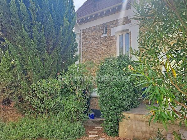 Maison 5 pièces avec jardin à louer à  POISSY (78)