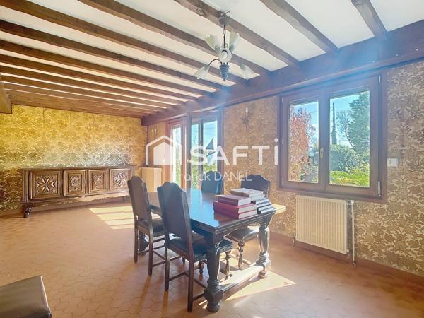 Maison de 141 m2, 9 piéces,6 chambres