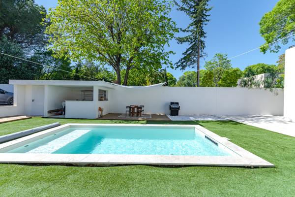 Marseille (13009) Villa d'architecte neuve de 160m2 sur 680m2 de terrain