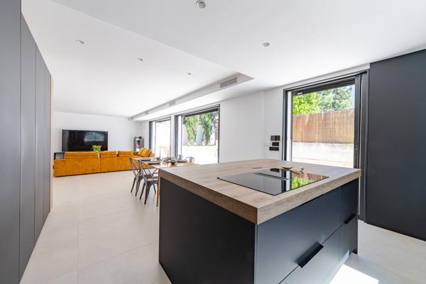 Marseille (13009) Villa d'architecte neuve de 160m2 sur 680m2 de terrain