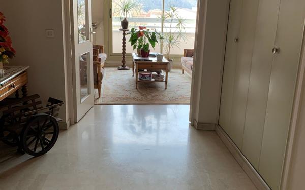 Appartement à vendre    3 pièces • 90 m2 Fontaines-sur-Saône