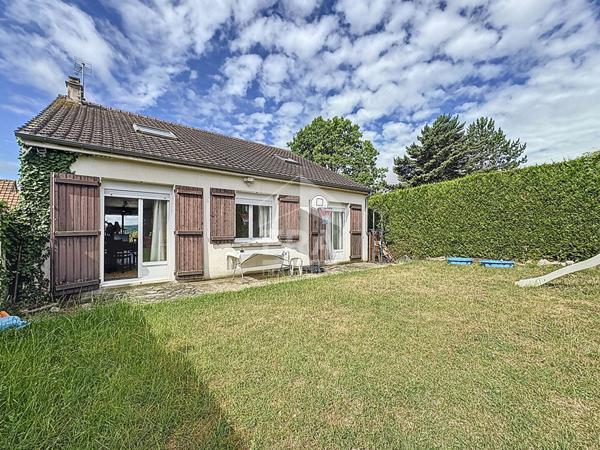 Maison familiale 7 pièces 5 chambres 156 m² au sol Jardin  Vue dégagée CHAUMONTEL