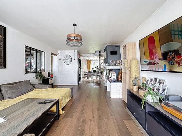 Maison familiale 7 pièces 5 chambres 156 m² au sol Jardin  Vue dégagée CHAUMONTEL