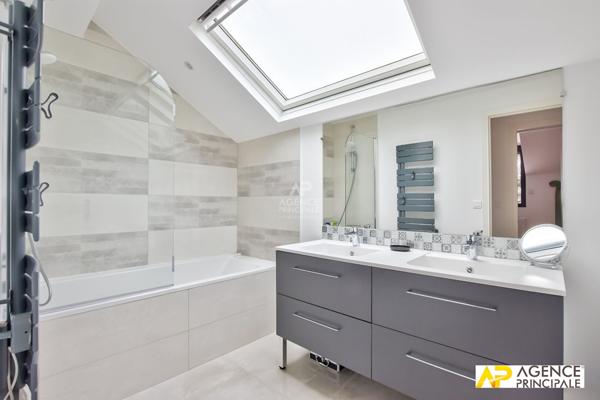 Maison Maisons Laffitte 7 pièce(s) 165 m2 €1 050 000 ** - Référence 13130-cpy