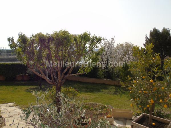  Exclusivité, Villa dans quartier résidentiel sur Salon de Provence.