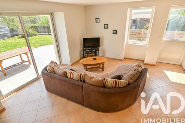 Maison à vendre 6 pièces 126 m² Le Poiré-sur-Vie