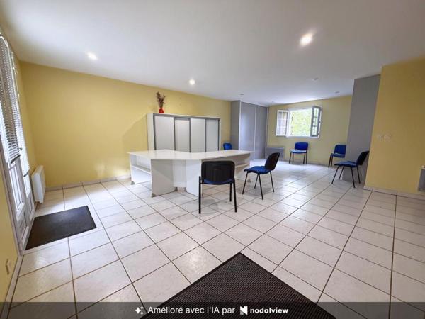 Bureau / Maison Verrieres En Anjou