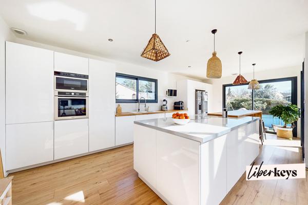 Villa contemporaine 200 m2 _ Beauvoisin