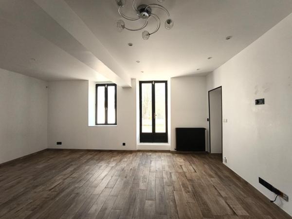 Maison à Saron-sur-Aube, 51260 - 5 pièces 141m²