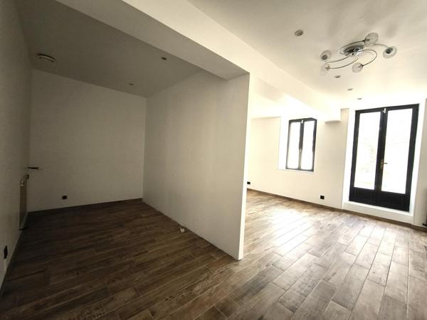 Maison à Saron-sur-Aube, 51260 - 5 pièces 141m²