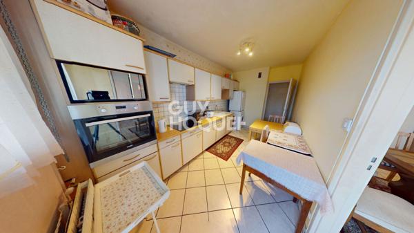 Grand F4 à Mulhouse à proximité immédiate du centre-ville et de la gare