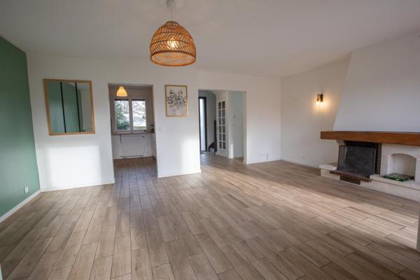 Superbe maison familiale au coeur du Mesnil ! Maison de 130 m2 avec sous sol total