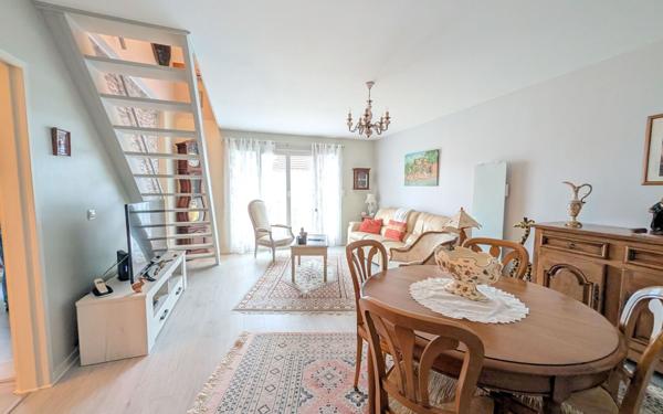 Appartement à vendre    5 pièces • 105,09 m2 Sucy-en-Brie