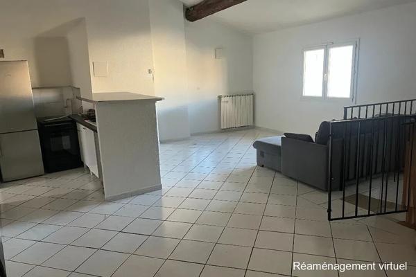 Immeuble La Crau 215 m² 2 appartements de type 3 et un local commercial