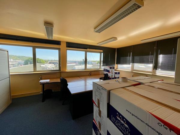 Bureaux à louer à SOTTEVILLE LES ROUEN 76300