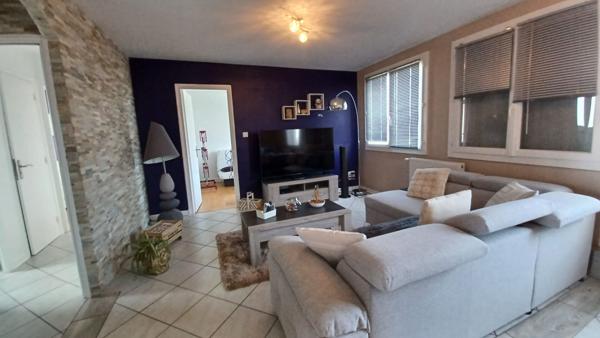 Appartement 4 pièce(s) 73.030 m2 , Aurillac