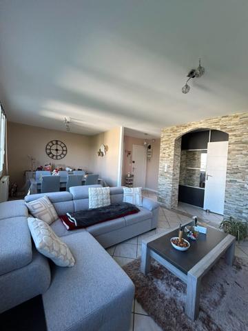Appartement 4 pièce(s) 73.030 m2 , Aurillac