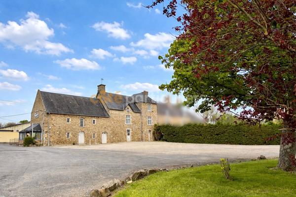 Vente Maison1637 m² - 14 Pièces - LESSAY (50430)