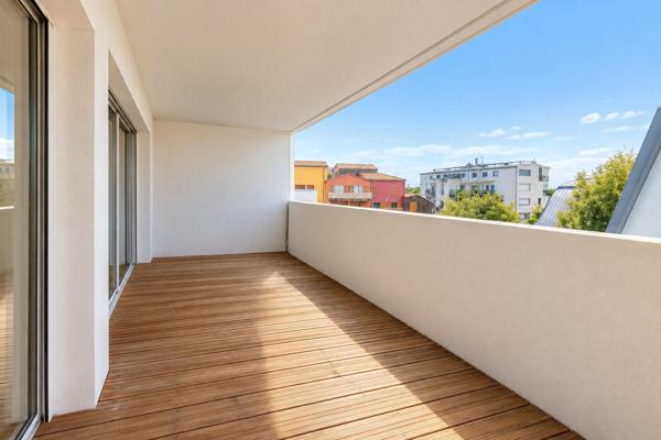À Bègles – Beau T3 avec terrasse dans résidence récente