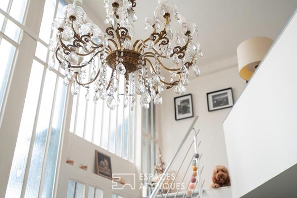 Ancien atelier d’artiste aménagé en duplex – Plaine Monceau