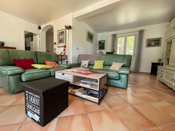 Maison 5 pièces à vendre à Rognes - Rare sur le marché
