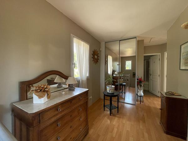 Maison 5 pièces à vendre à Rognes - Rare sur le marché