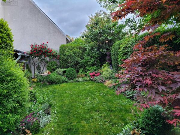 Maison de ville à vendre à Bourges dans le Cher (18000), ref : 0601261LA   
ST BONNET