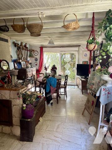 Pavillon de plain-pied à SAINT GERMAIN DE TALLEVENDE