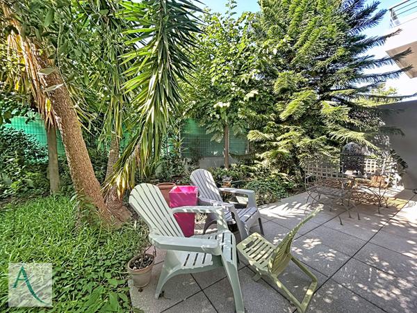 À vendre 3 pièces en rez-de-jardin à Antibes, proche centre-ville