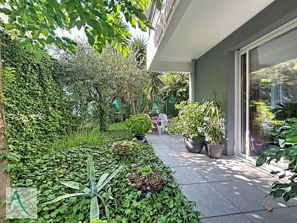 À vendre 3 pièces en rez-de-jardin à Antibes, proche centre-ville