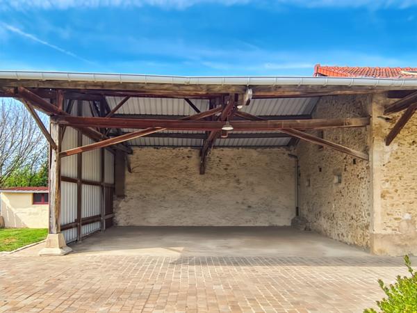 Local/bureau à vendre MAROLLES EN HUREPOIX (91)