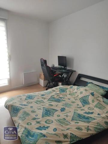 Appartement à louer 3 pièces 75.36m² Arques (62510)