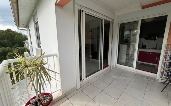 Appartement à vendre    2 pièces • 34,12 m2 Fort-de-France