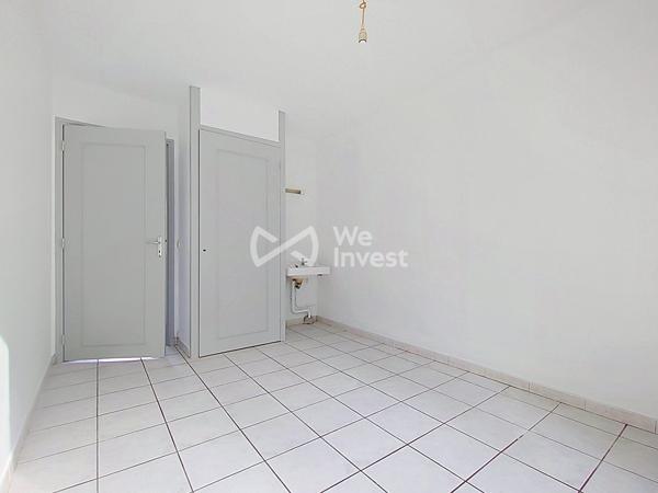 T5 91 M² - 3 CHAMBRES 4 POSSIBLES - BALCON - CAVE - IRIGNY 69540