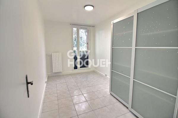 LOCATION d'un appartement F3 (54 m²) à VILLEJUIF