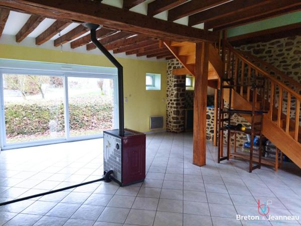 Corps de ferme en campagne secteur Mayenne