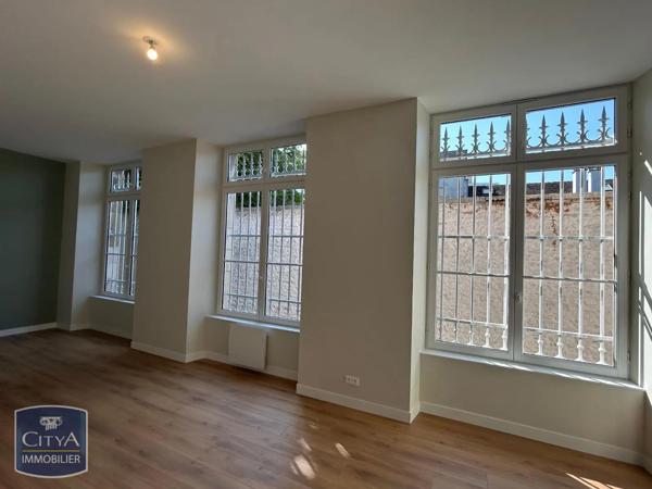 Appartement à louer 2 pièces 57.39m² Troyes (10000)