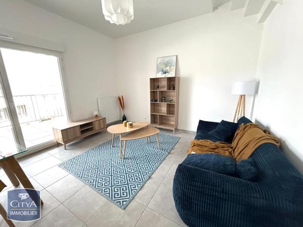 Appartement à louer 4 pièces 91.55m² Saint-Étienne (42000)