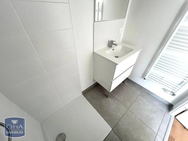 Appartement à louer 4 pièces 91.55m² Saint-Étienne (42000)