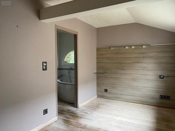 Maison à vendre à Paray-le-Monial en Saône-et-Loire (71600), ref : M-P-FU   
CENTRE VILLE